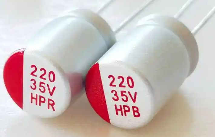 固態(tài)電容的性能特點(diǎn)有哪些？